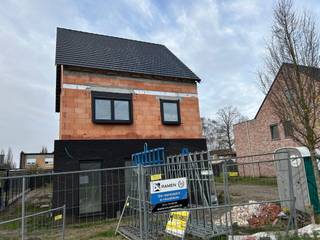Deze nieuwbouw half open bebouwing, bevindt zich in het doodlopende gedeelte van de verkaveling "Pompoenstraat" in Wiekevorst, ideaal voor wie...