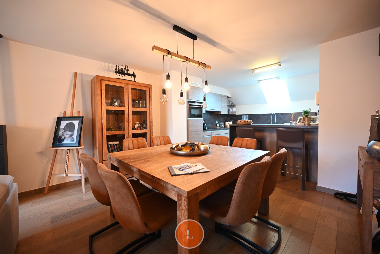 Duplex met 3 slaapkamers en garage - foto 3