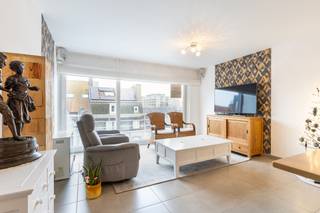 [[ DIT PAND NEEMT DEEL AAN DE ERA OPEN HUIZEN DAG OP 6/12 VAN 13:00 TOT 14:00 ]]Te koop: verzorgd appartement in Oostende, centraal gelegen aan de...