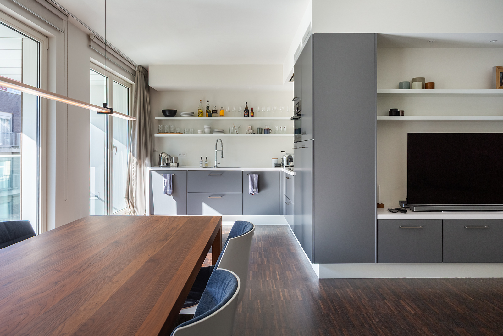 Luxueus en gemeubeld appartement met twee terrassen en parking op het Zuid - foto 4