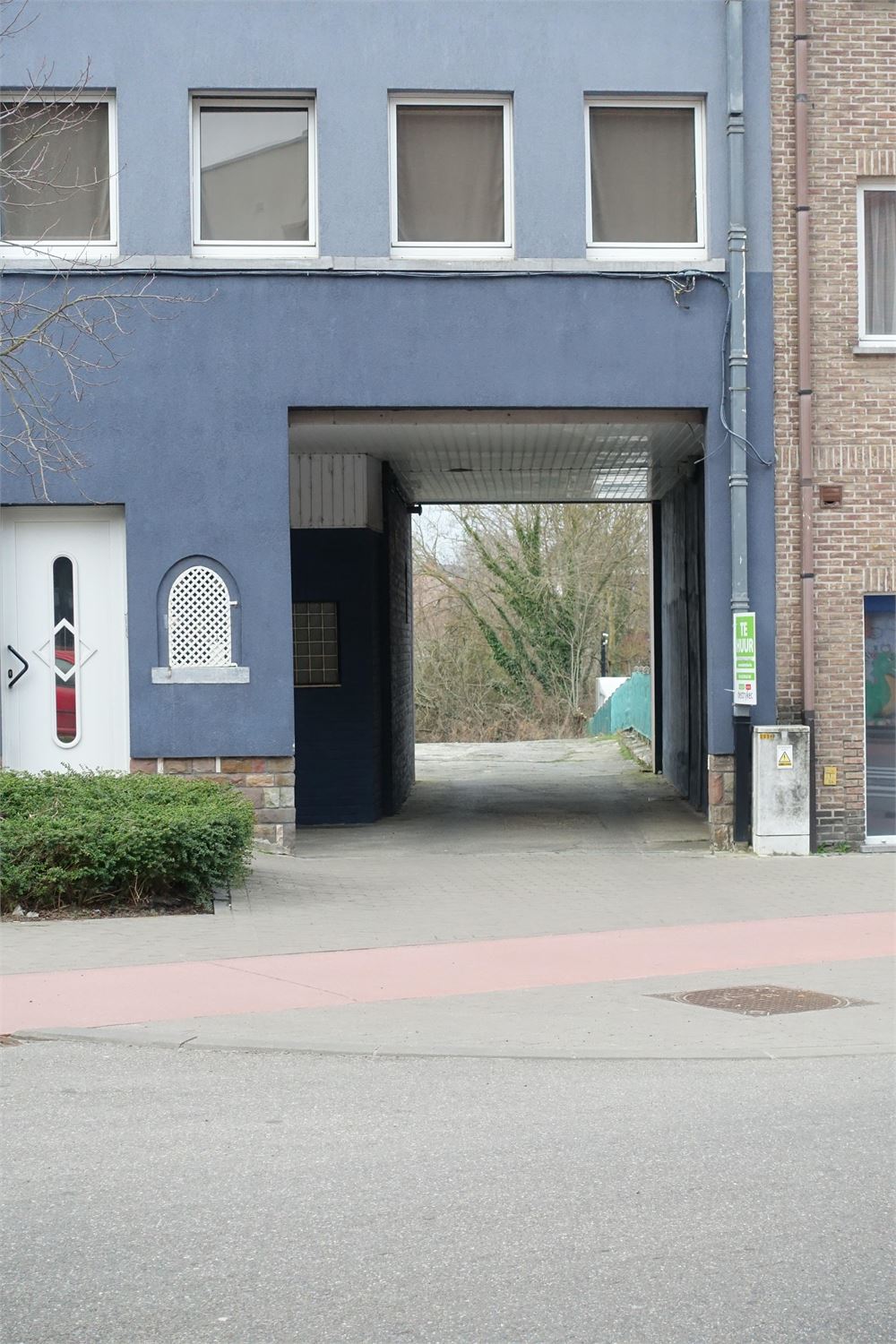 A louer: garage (28m2) dans le centre de Hall - photo 2