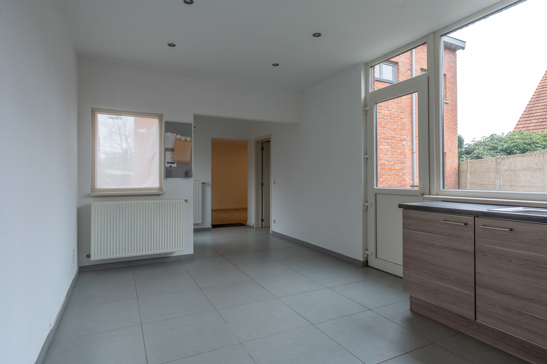 Gelijkvloers 1-2 slpk app met tuintje vlakbij centrum Beerse - foto 4