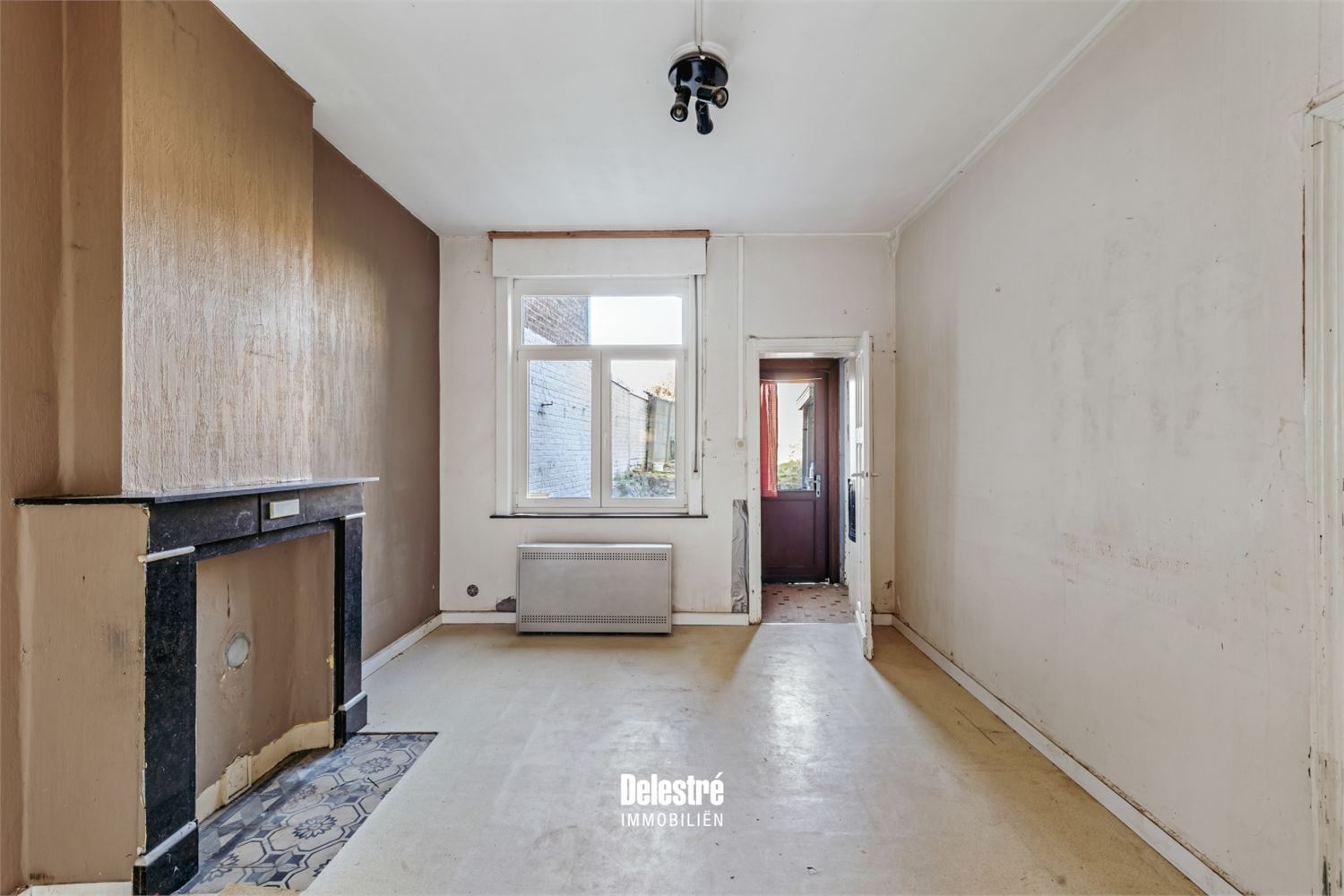 RENOVATIEPAREL MET 4 SLAAPKAMERS, GARAGE EN ZALIGE TUIN WELLE - foto 5