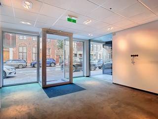 Zoekt u een strategische en instapklare locatie voor uw onderneming? Dit ruime handelspand met kantoorruimte van maar liefst 157m² is een...