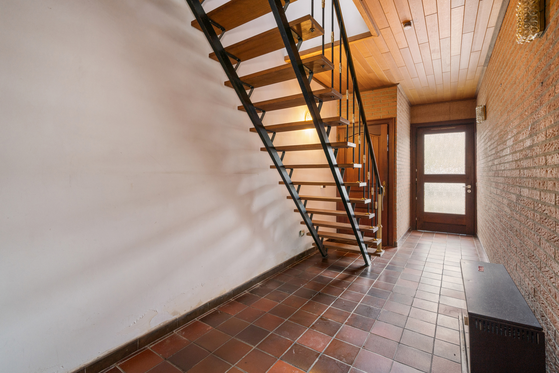 Te renoveren woning met 3 slaapkamers  - foto 2