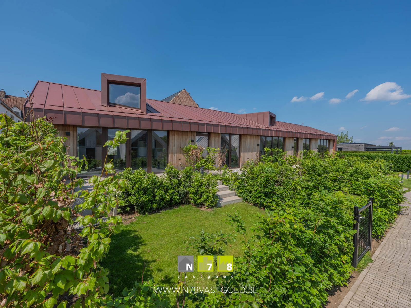 Huis te koop in Maaseik met 2 slaapkamers - foto 2