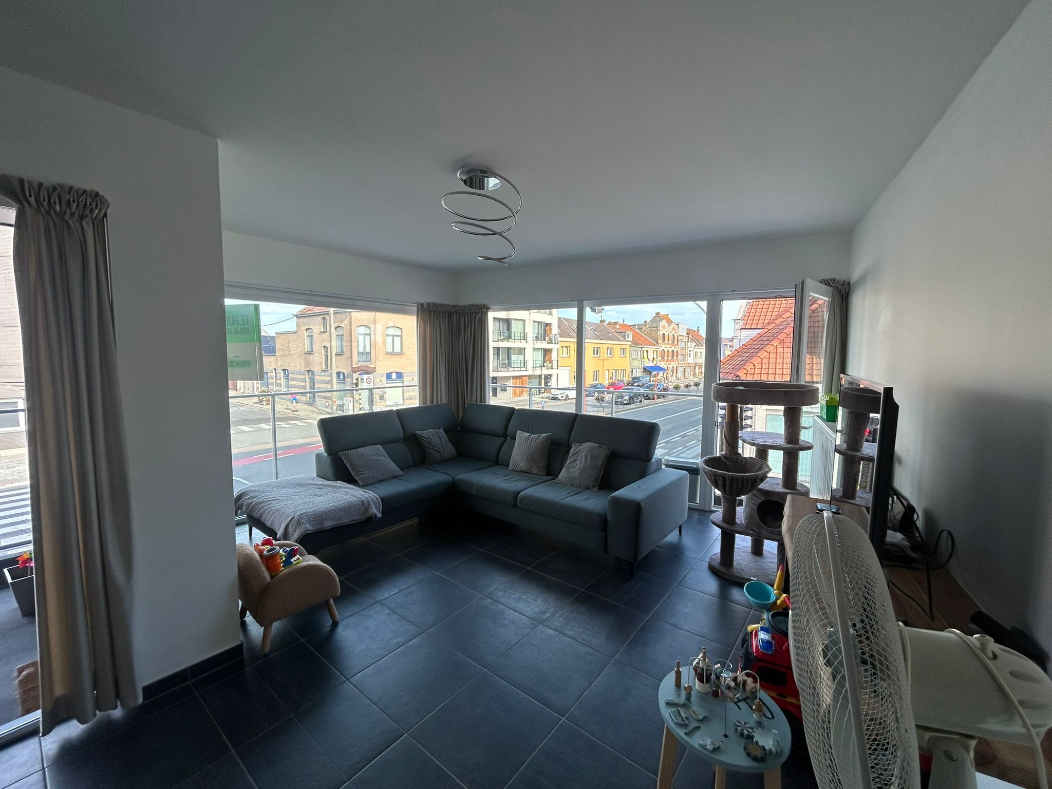 Appartement te huur centraal gelegen te Lombardsijde! - foto 4