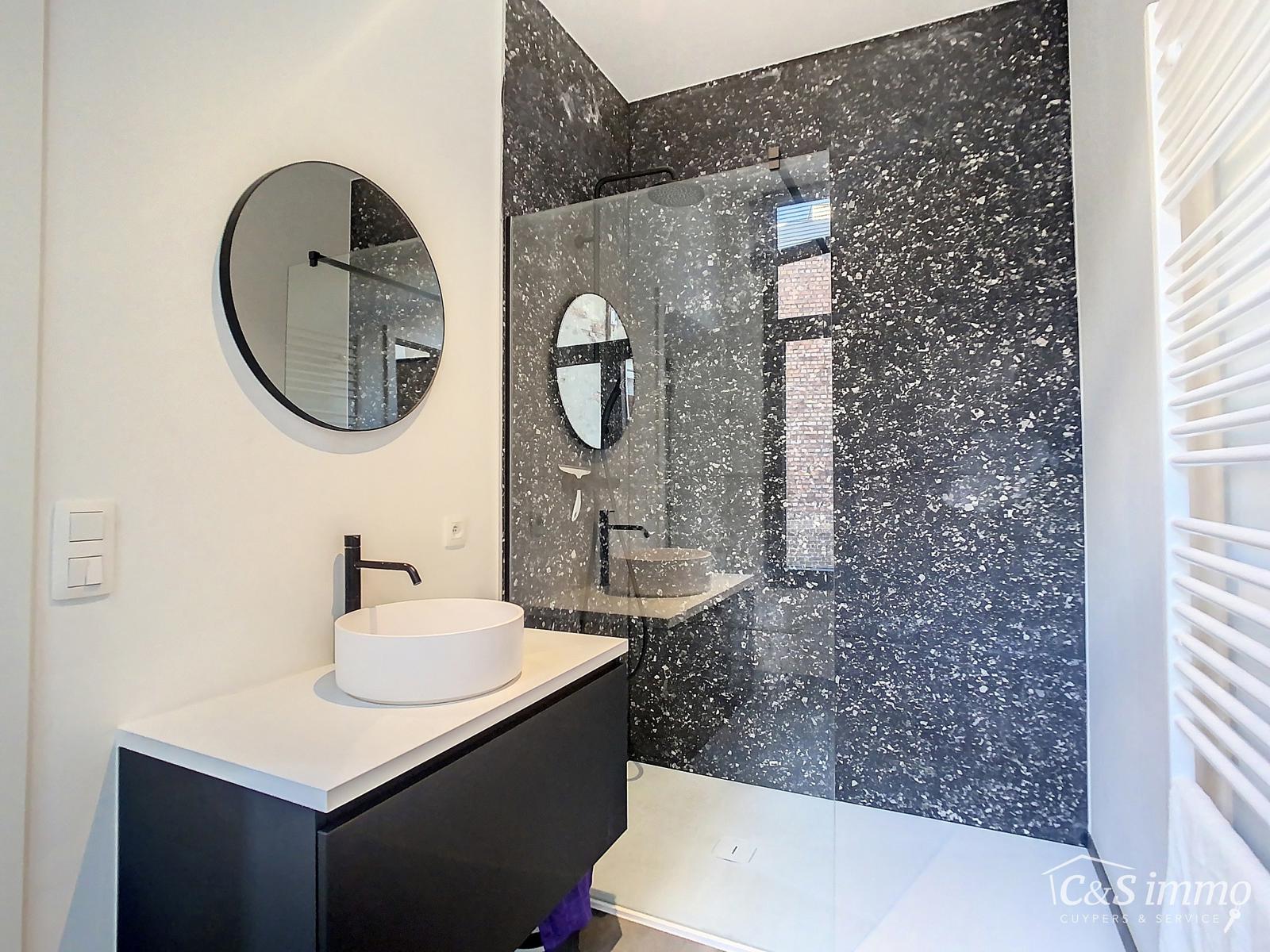 Appartement à louer à Anvers avec 2 chambres - photo 5