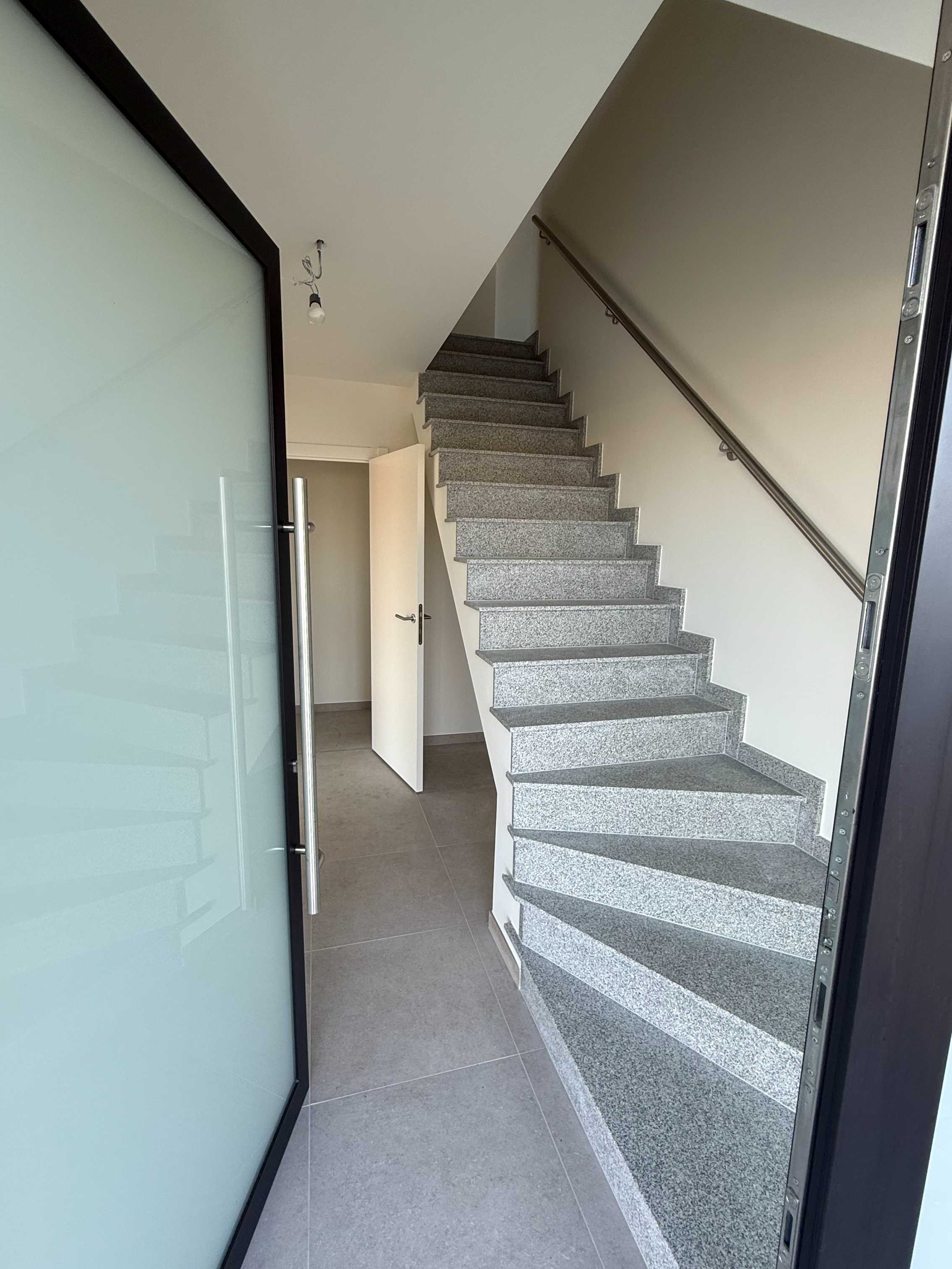 Huis te huur in Kruishoutem met 3 slaapkamers - foto 5