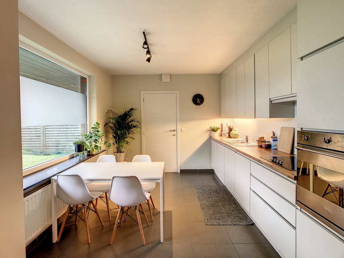 Recente woning met 3 kamers, garage en tuintje in Poperinge - foto 5