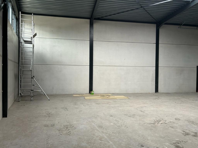 Recente KMO-unit van 246 m² op toplocatie nabij de R4 - photo 5