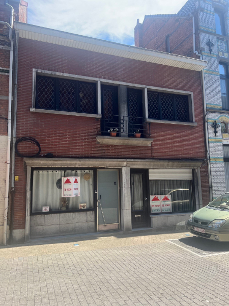 Maison à vendre à Saint-Nicolas avec 6 chambres - photo 1