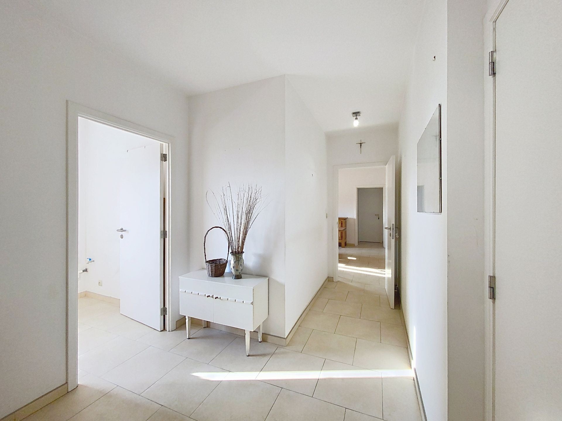 Appartement te koop in Charleroi met 2 slaapkamers - foto 4