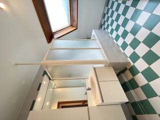 <p><span>Neem vandaag nog contact op met Thomas Rummens voor een bezoek via: </span>https://mijnhuurprofiel.be/property/14e5ae7c-ee98-4a51-81f8-d3e95d125008</p><p><br /></p><h1><strong>Te huur: Ruim 2-slaapkamerappartement van 86 m² in Sterrebeek</strong></h1><p>Bent u op zoek naar een ruim en lichtrijk appartement op een rustige locatie? Dan is dit verzorgde appartement van 86 m² in Sterrebeek zeker een bezoek waard. Dankzij de groene omgeving en de vlotte bereikbaarheid combineert u hier comfortabel wonen met een uitstekende ligging.</p><p><br /></p><p><strong>Indeling</strong></p><ul><li>Inkomhal</li><li>Ruime en gezellige leefruimte met eetkamer</li><li>Volledig uitgeruste keuken</li><li>Praktische berging</li><li>2 volwaardige slaapkamers</li><li>Badkamer met bad en lavabo</li><li>Apart toilet</li><li>Tuinhuis met extra bergruimte</li></ul><p><strong>Troeven:</strong></p><ul><li>Rustige ligging nabij natuur en groene omgeving</li><li>Ruim en lichtrijk appartement van 86 m² met 2 slaapkamers</li><li>Vlotte verbinding naar winkels, openbaar vervoer en invalswegen</li></ul><p><span>JOUW DROOMAPPARTEMENT. ZO GEVONDEN!</span></p>