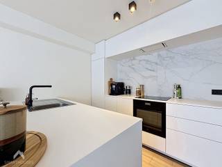 In de kleinschalige residentie Florence bevindt zich dit prachtig afgewerkte en energiezuinige appartement op de tweede verdieping. Het...