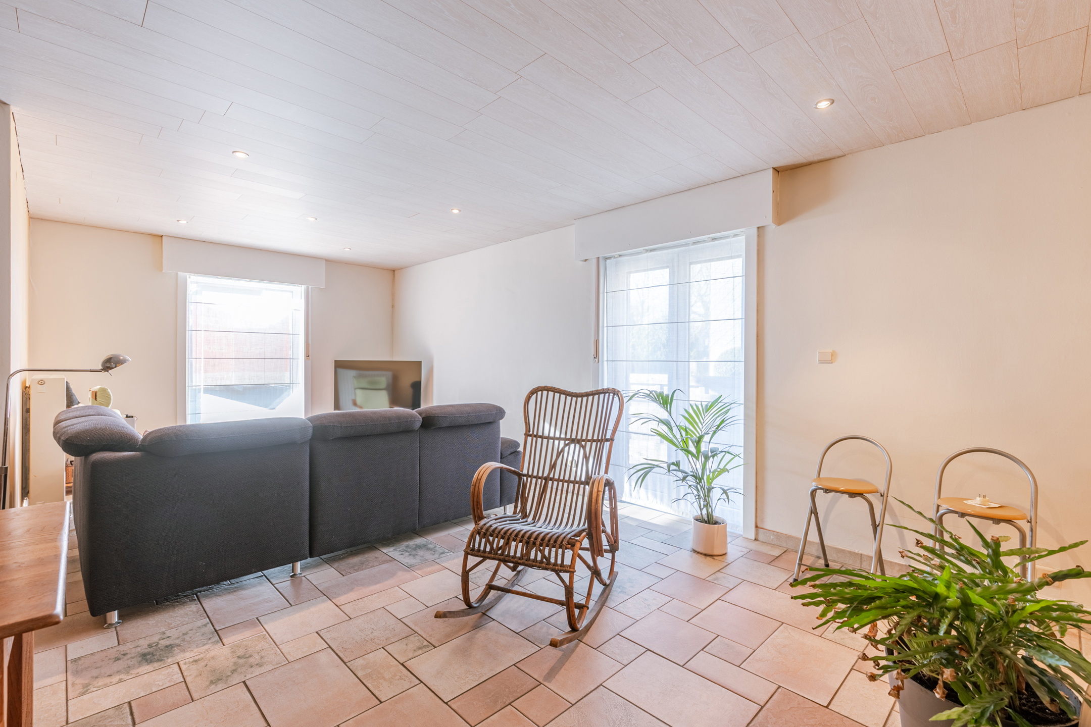 Gezinswoning met 4slpk en ruime tuin in Gistel - foto 3