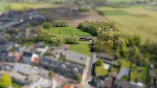 Unieke renovatiekans op een uitzonderlijke toplocatie in het hart van AartselaarOp zoek naar een project met karakter, ruimte én een ongeziene...