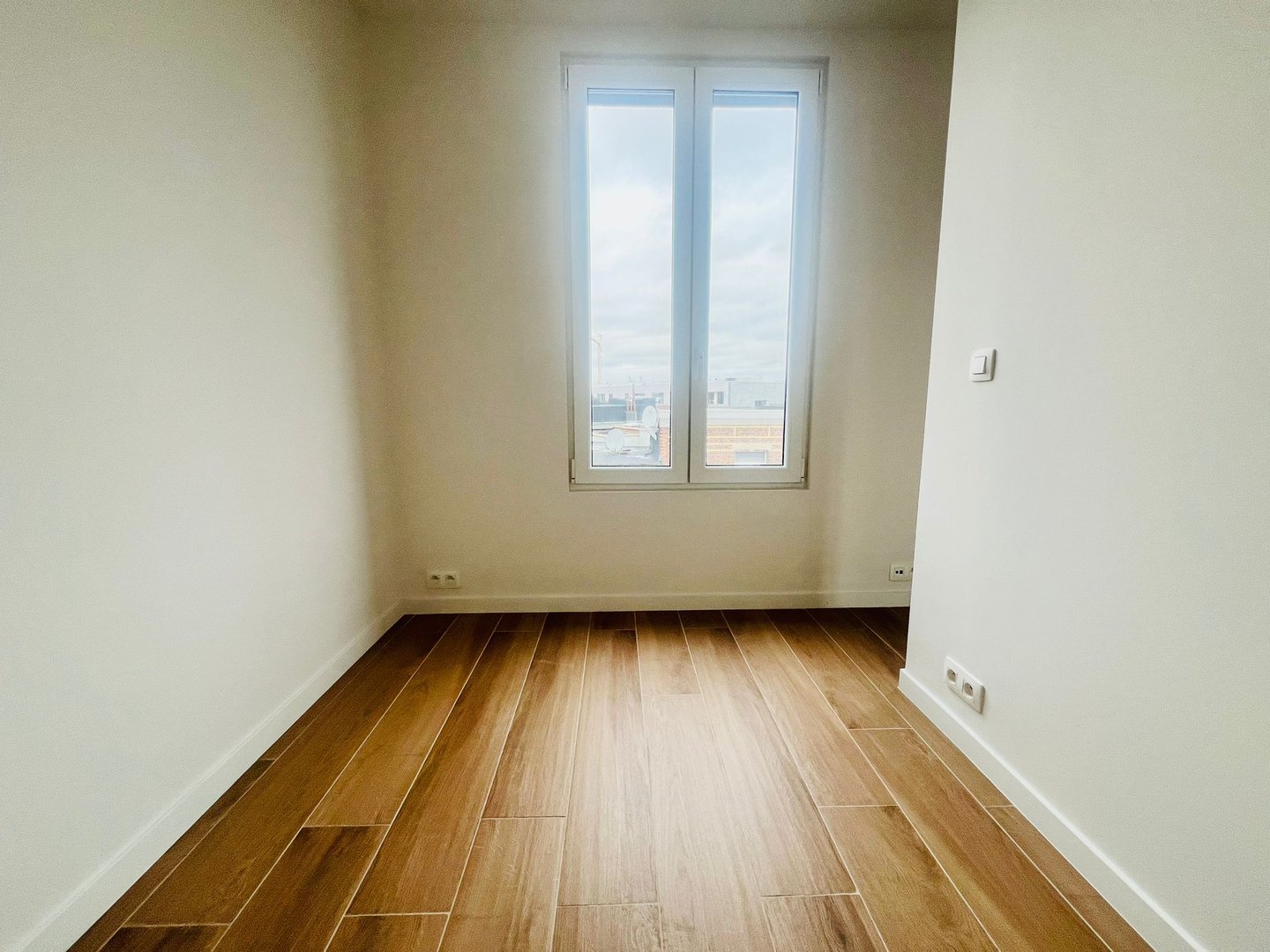 Ontdek deze instapklare, volledig gerenoveerde studio! - foto 3