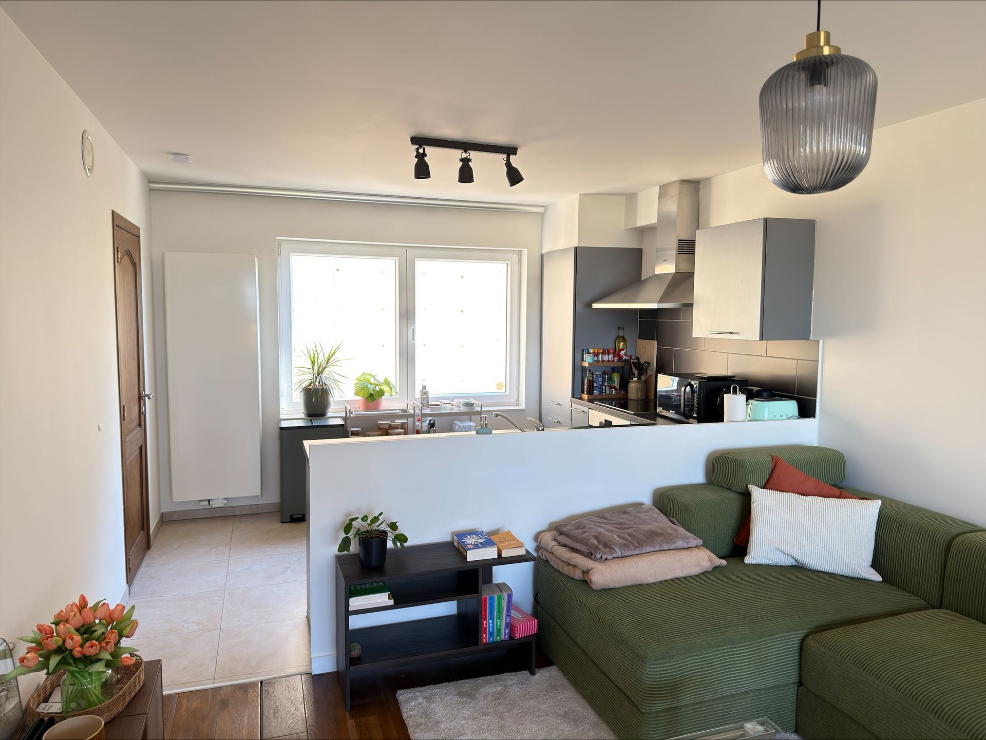 Recent appartement met 2 slaapkamers, kelder en terras - foto 4
