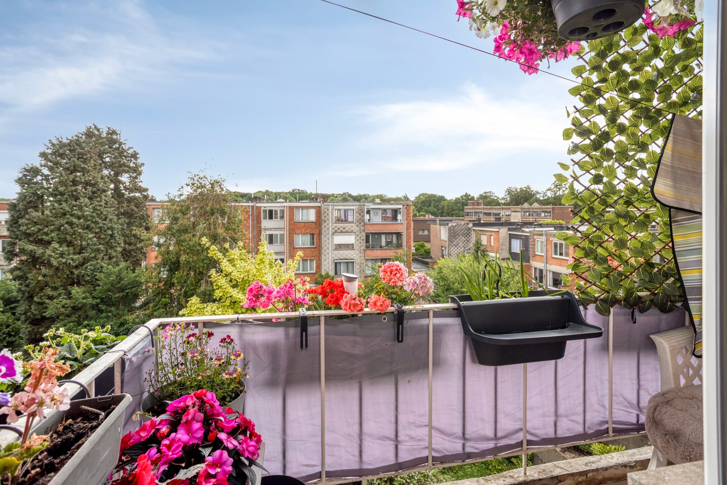 Gerenoveerd appartement met terrassen - foto 3
