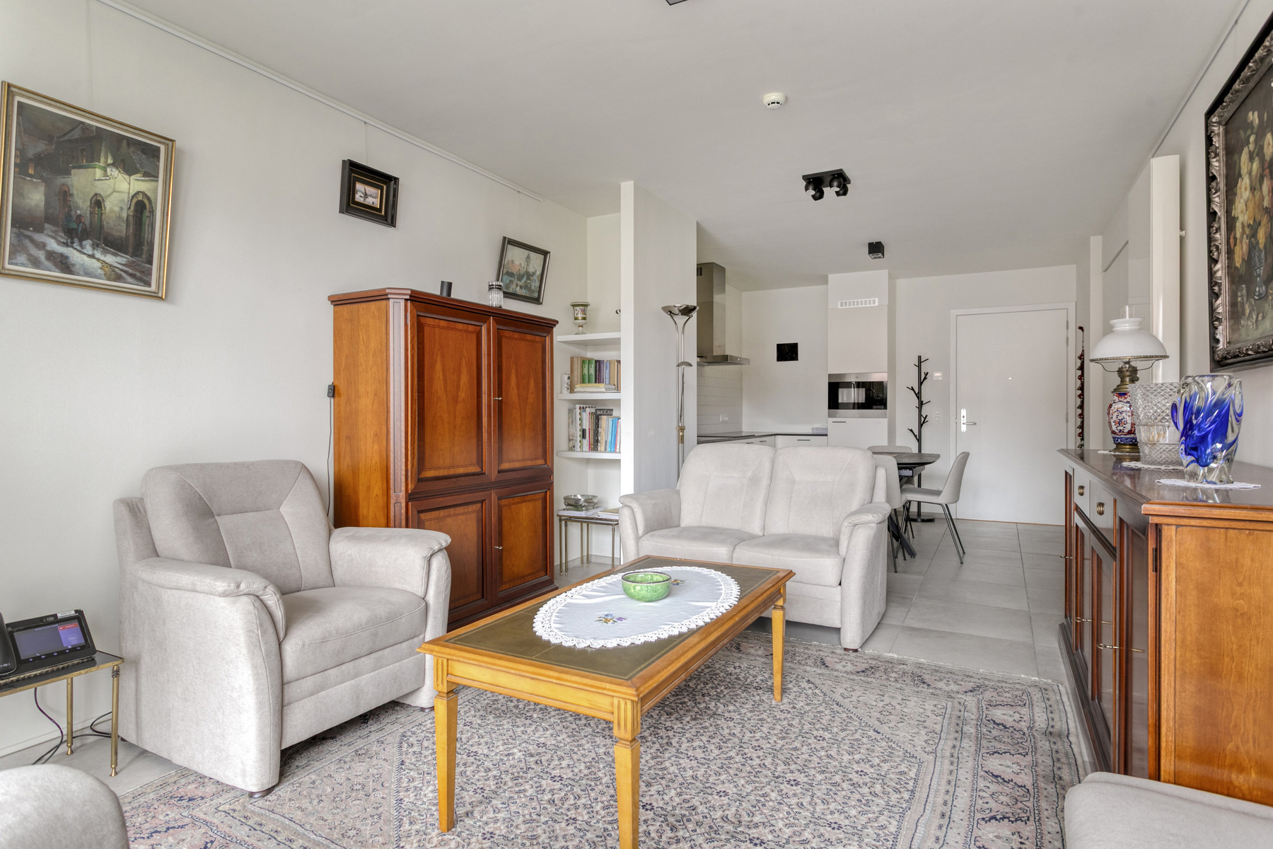 Centraal gelegen assistentieflat met 2 slaapkamers! - foto 4