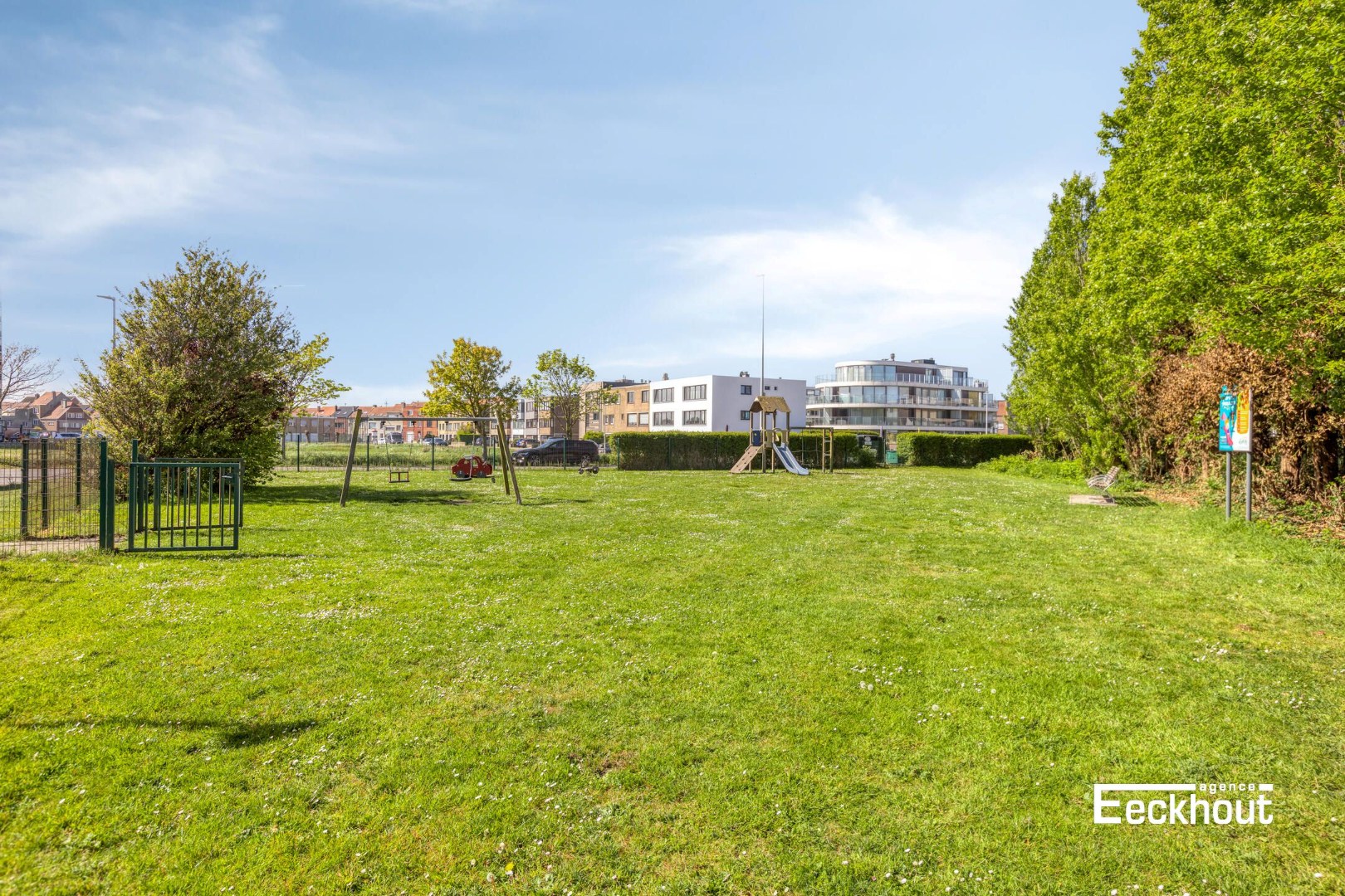 Appartement met terras en open zicht in Bredene, met autostaanplaats - foto 4