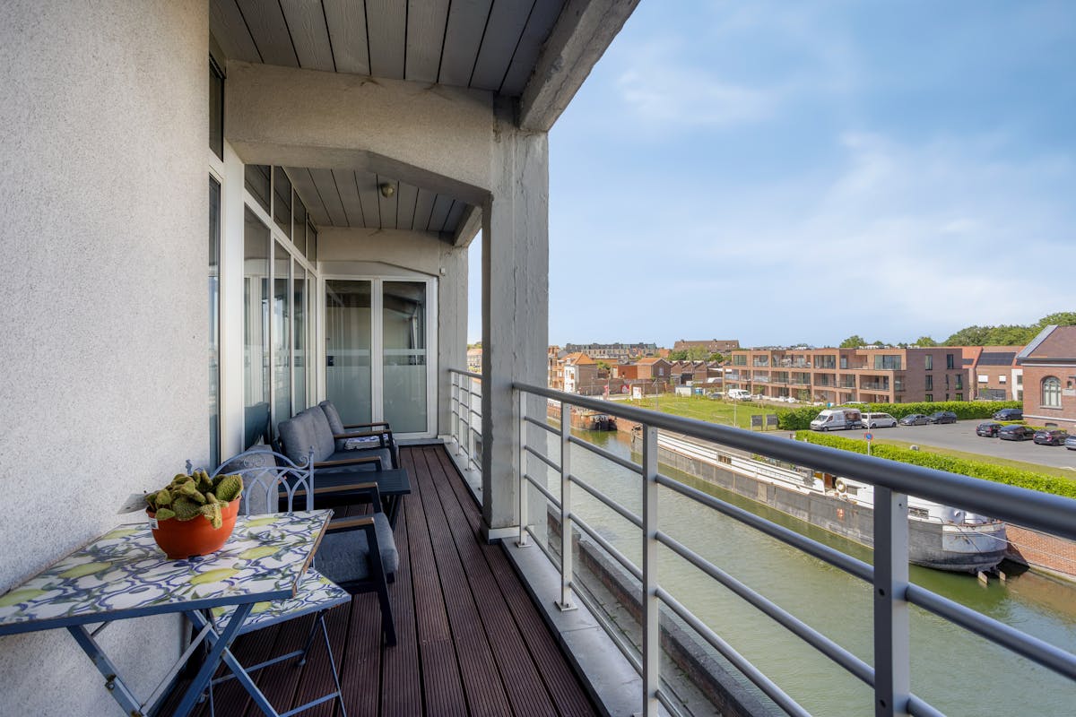 Stijlvolle designloft met zicht op het kanaal in hartje Kortrijk - foto 4