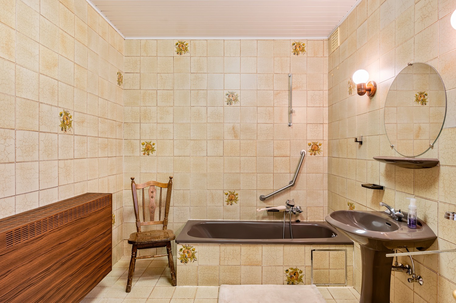 PRACHTIGE OP TE FRISSEN WONING OP EEN RUSTIGE LOCATIE - foto 5