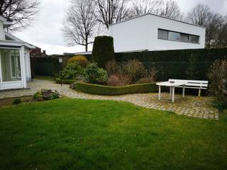 Open bebouwing met karakter en renovatiepotentieel in hartje VorselaarWelkom aan de Van de Wervelaan 69, waar deze charmante open bebouwing uit 1960...