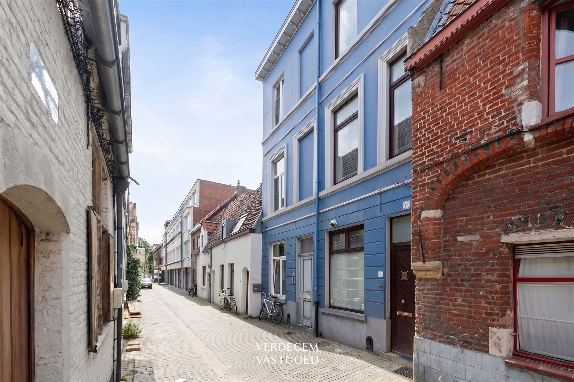 Immeuble de rapport - Appartement(s) - photo 1