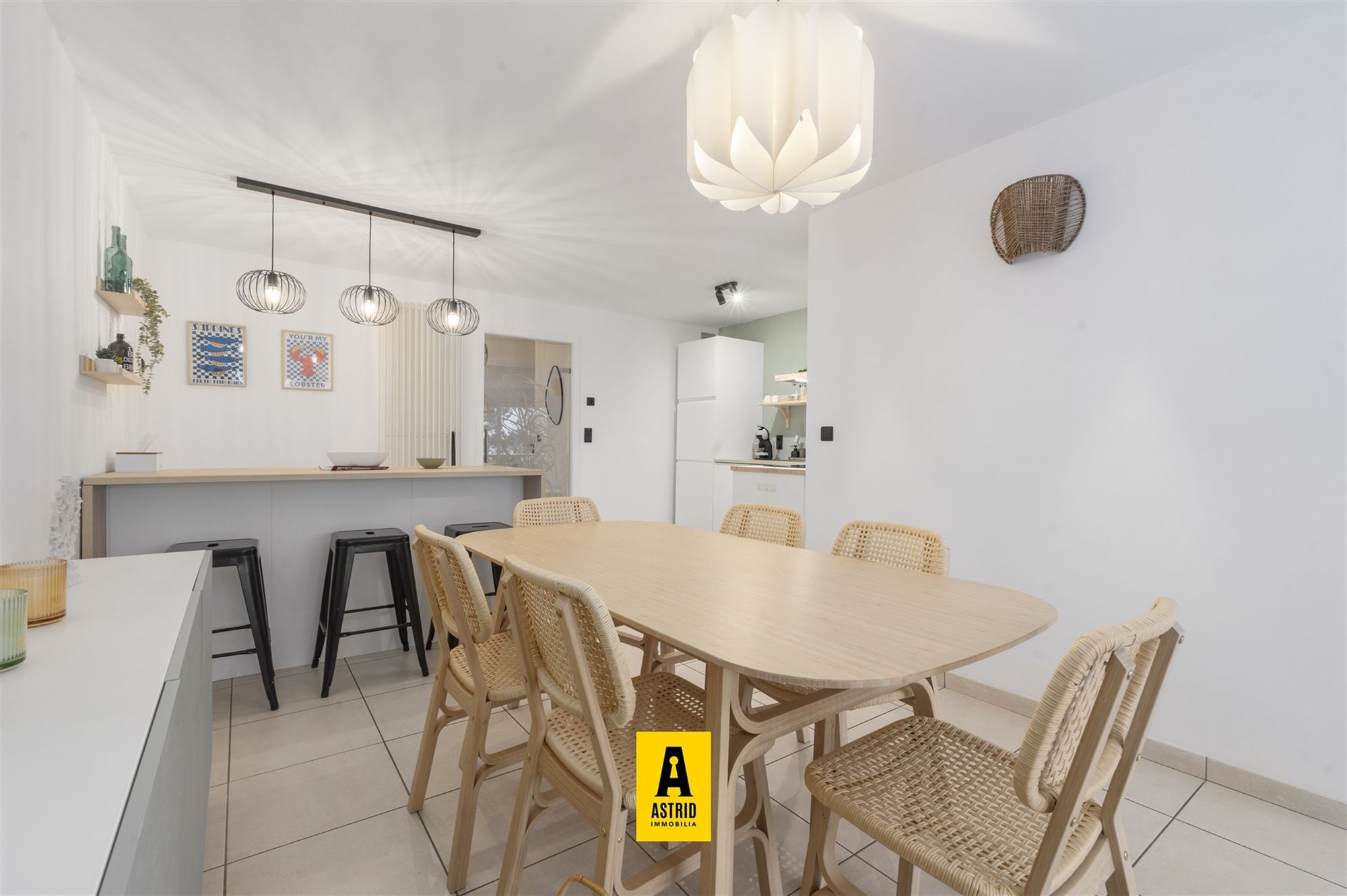 Instapklaar zonnig 2-slaapkamerappartement en garage in Bredene - foto 5