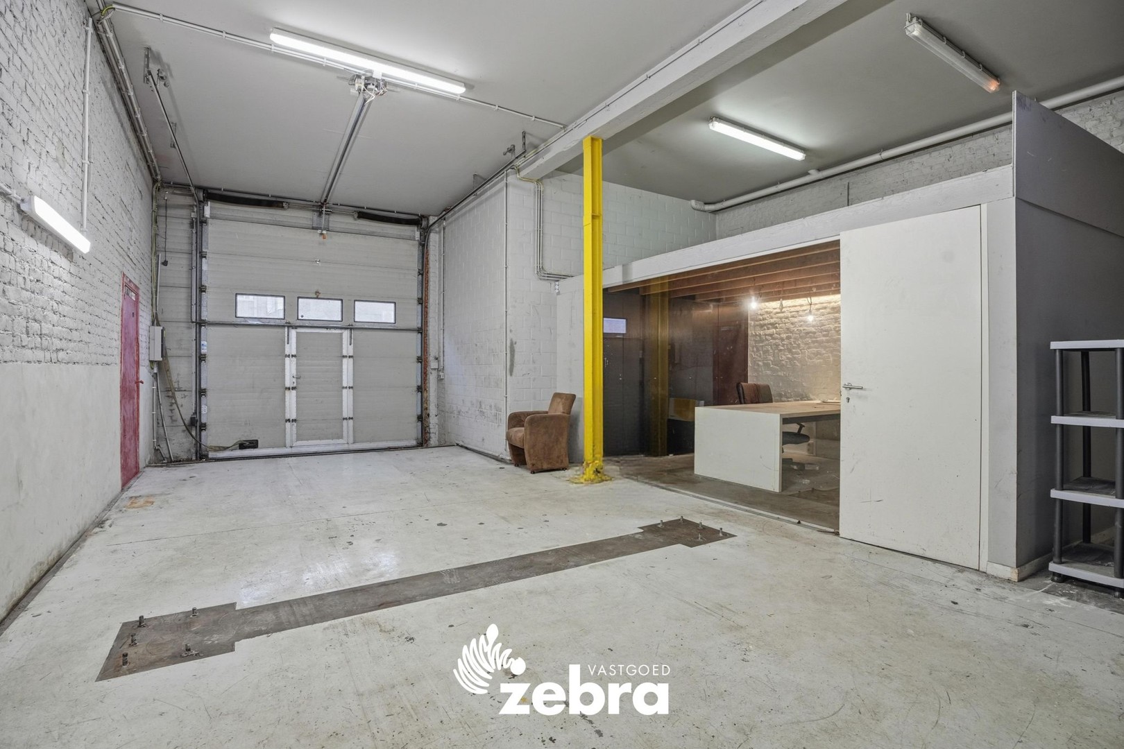 Woning met magazijn te Heule! - foto 2