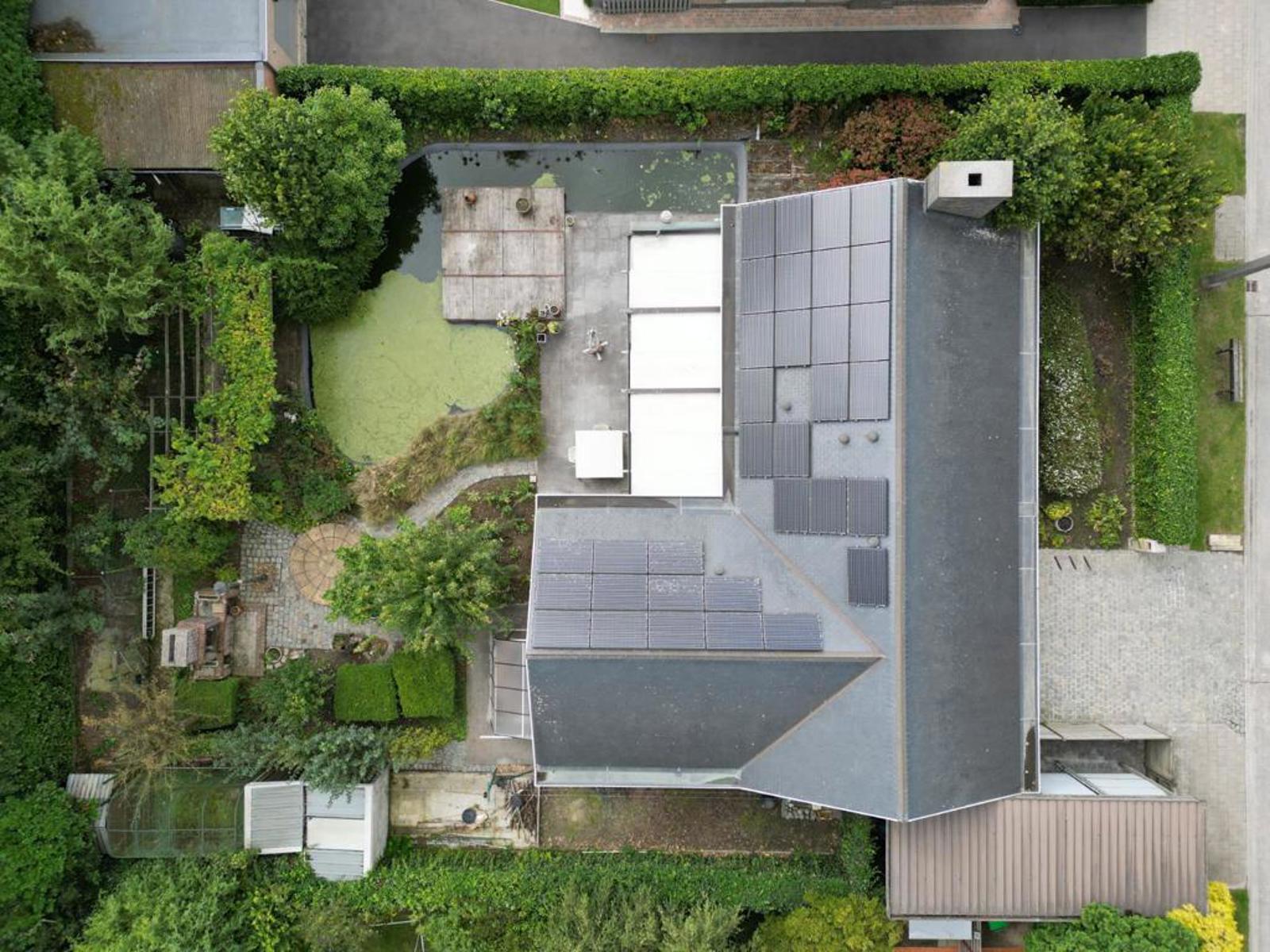 Rustig gelegen villa met 3 slpks, dubbele garage en tuin - foto 2