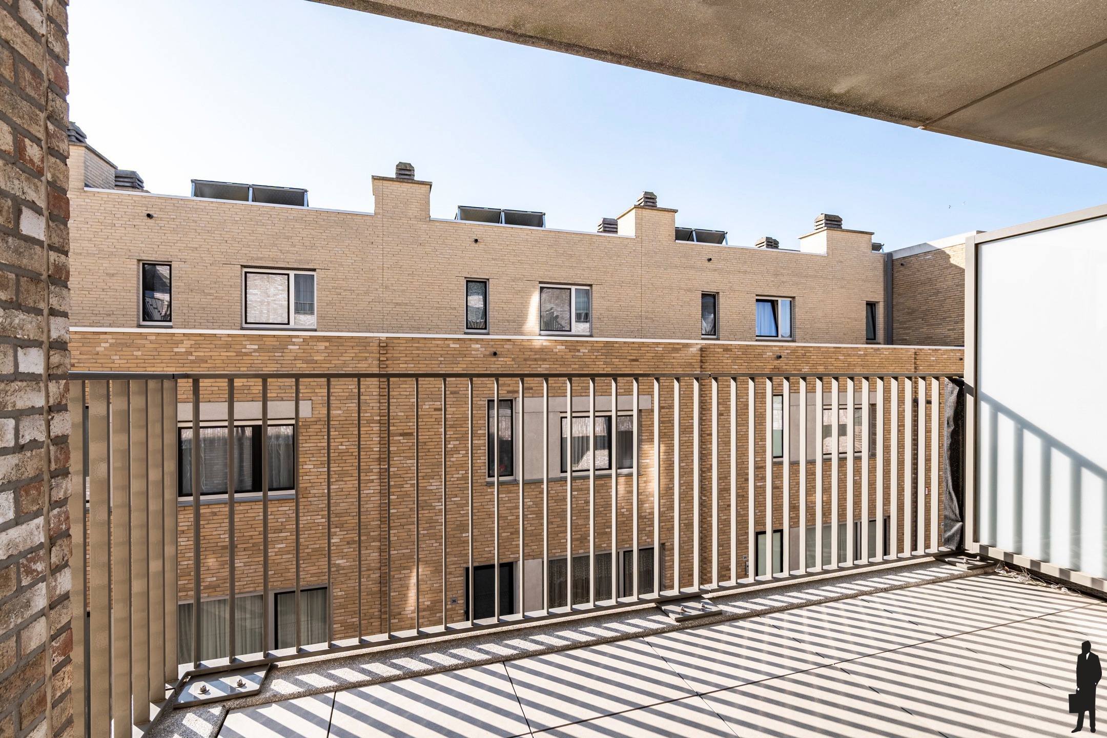 Lichtrijk appartement met 2 slaapkamers in Residentie 'Rose' - foto 5