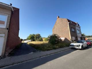 Garage for sale in Menen
