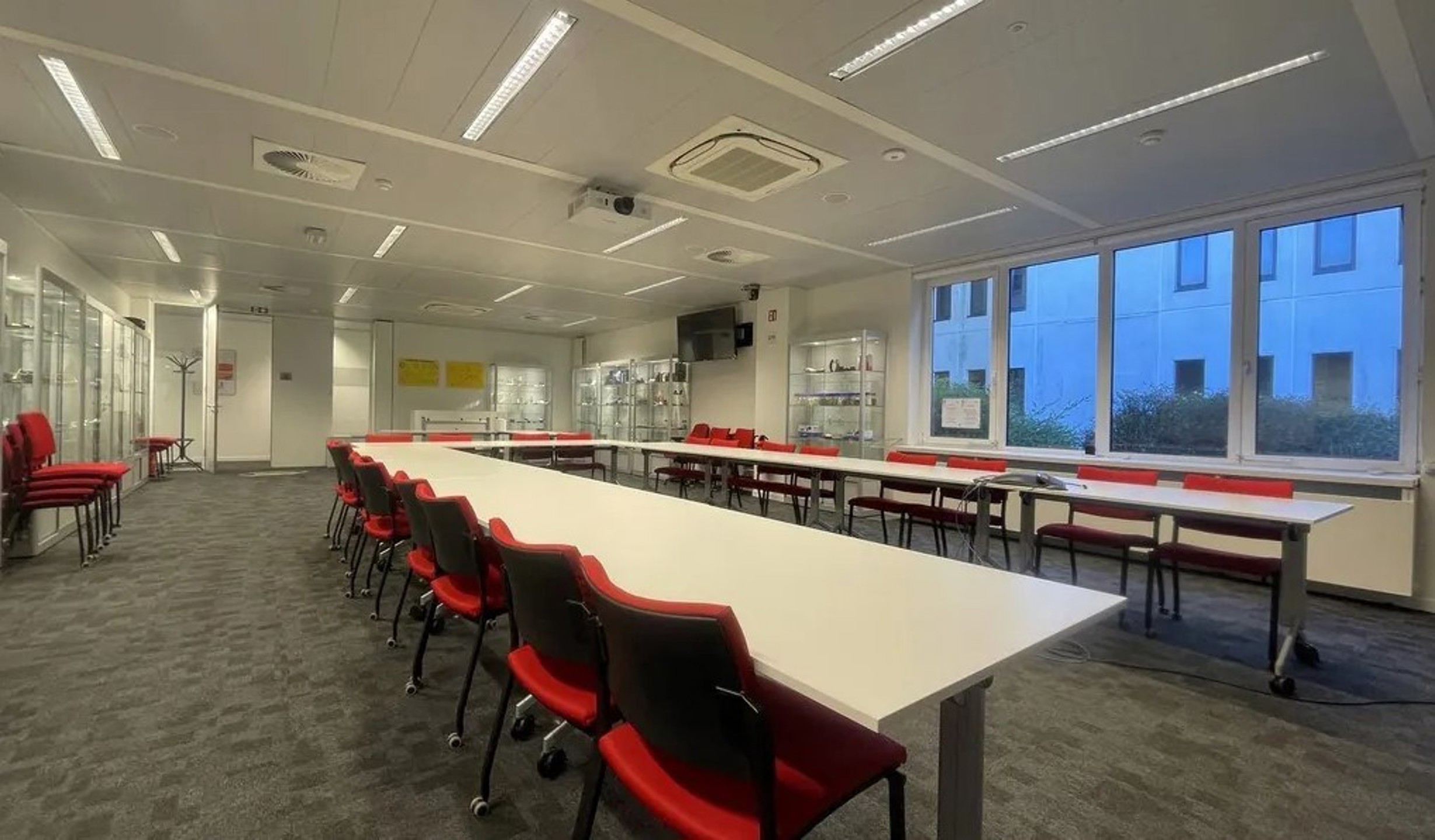 Moderne kantoren vanaf 317m² te Edegem/Kontich nabij E19. - foto 3