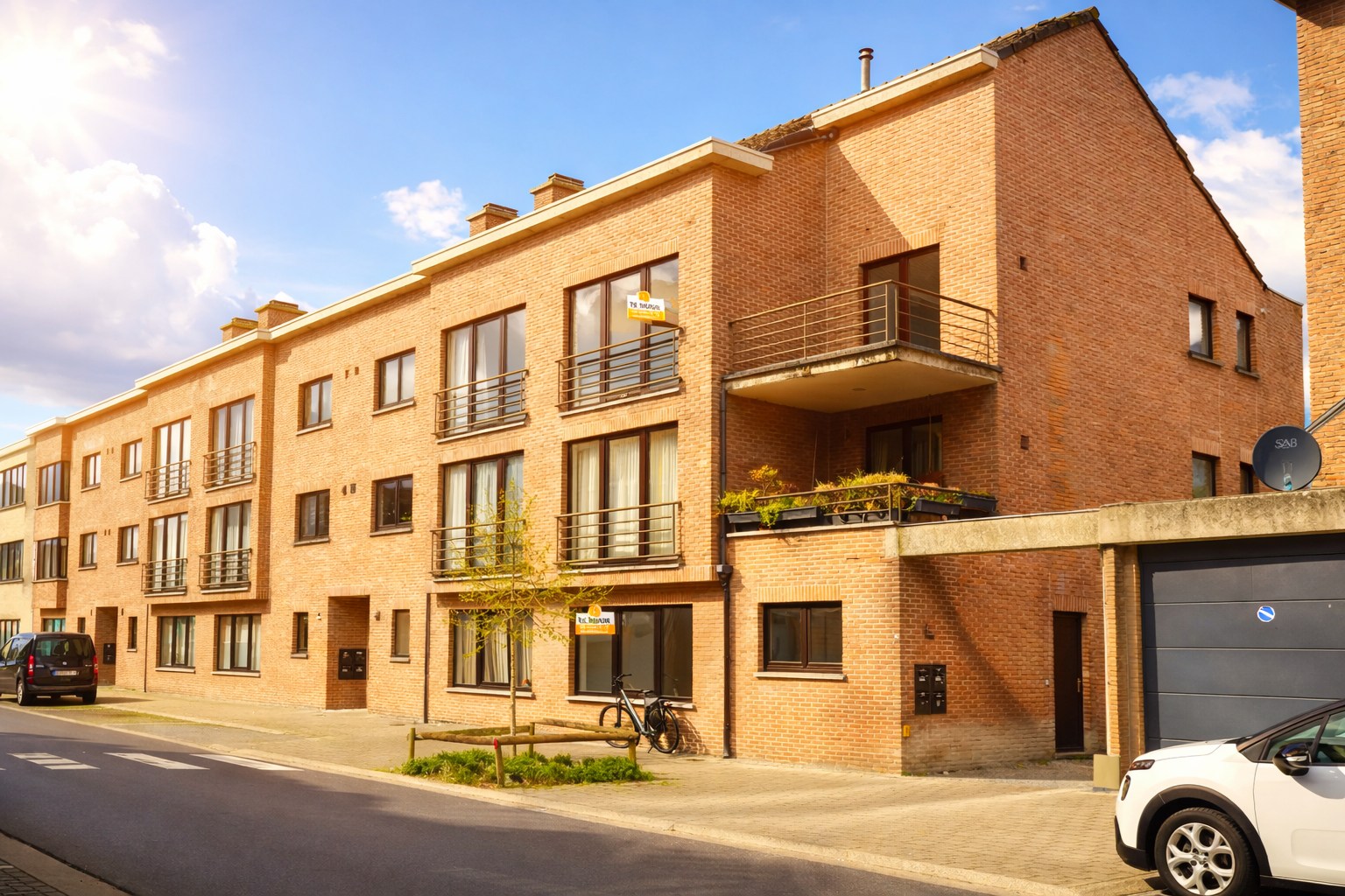 Gelijkvloers appartement met 1 slaapkamer en garage te Lokeren - foto 1