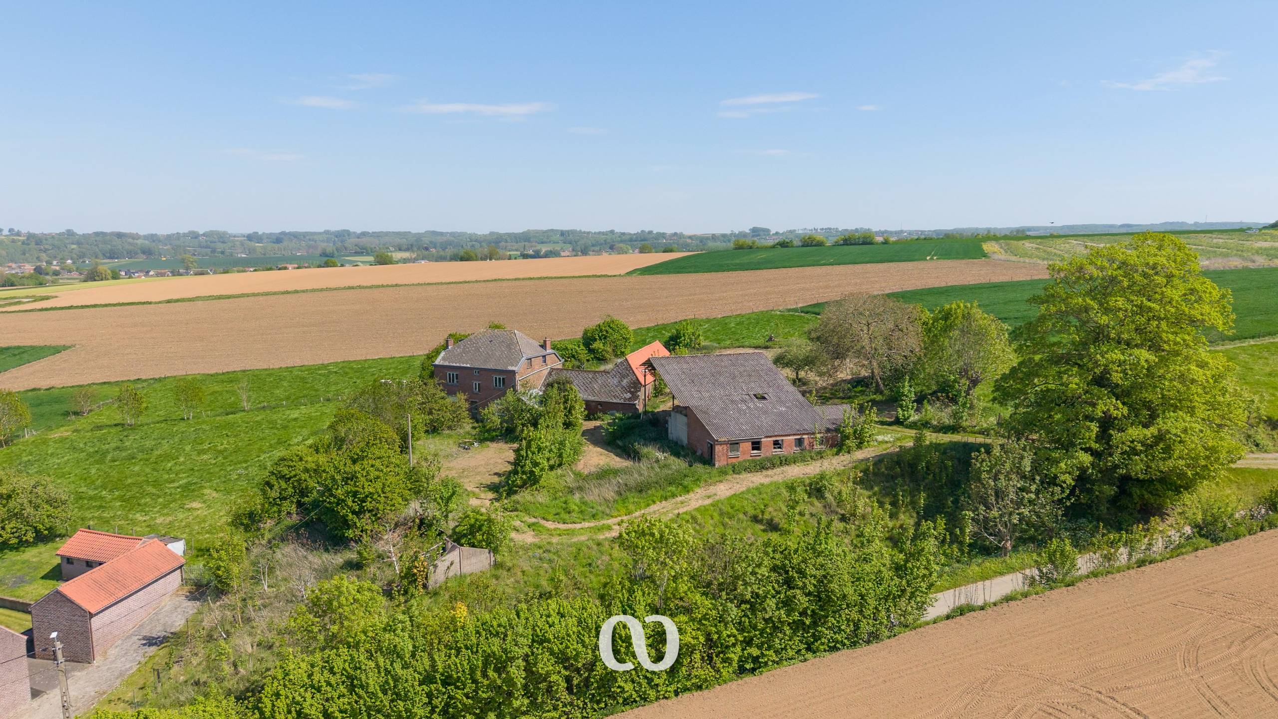 Uniek gelegen te renoveren/af te breken hoeve - foto 2