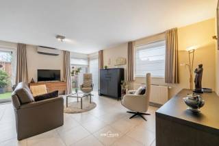 Ben je op zoek naar een energiezuinig en instapklaar appartement met veel ruimte, 3 slaapkamers en een groot terras? Dit recent appartement uit...