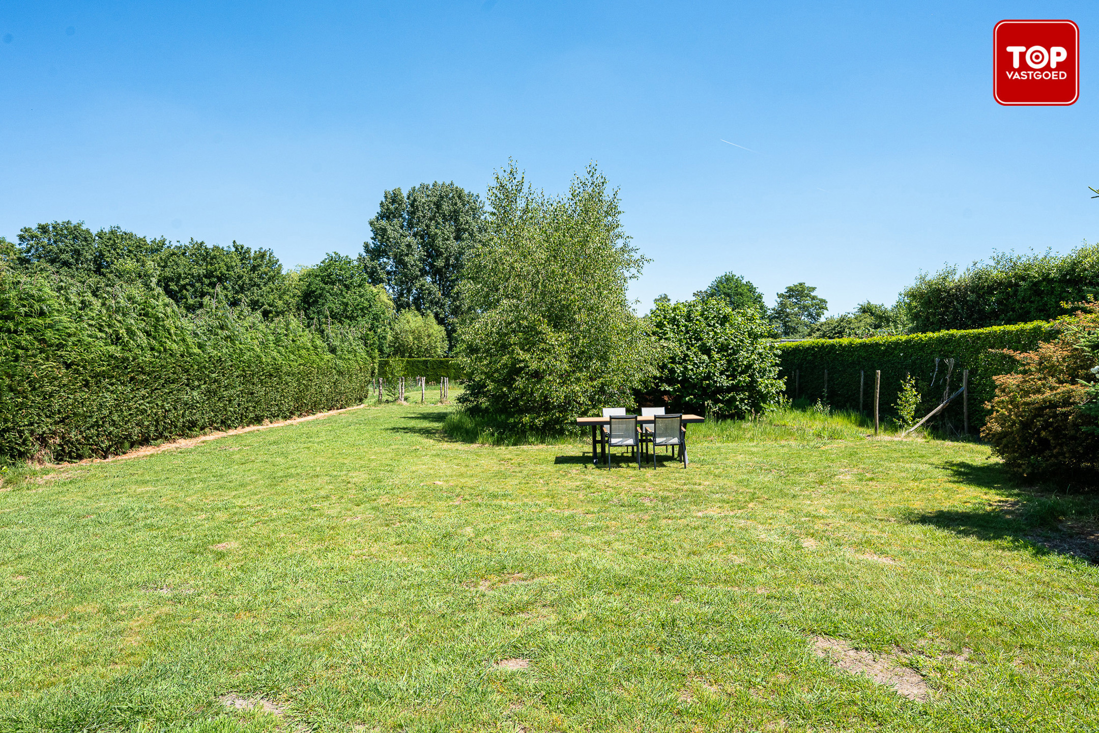 Uitzonderlijk gelegen perceel met totaal te renoveren of herop te bouwen woning.  - foto 3