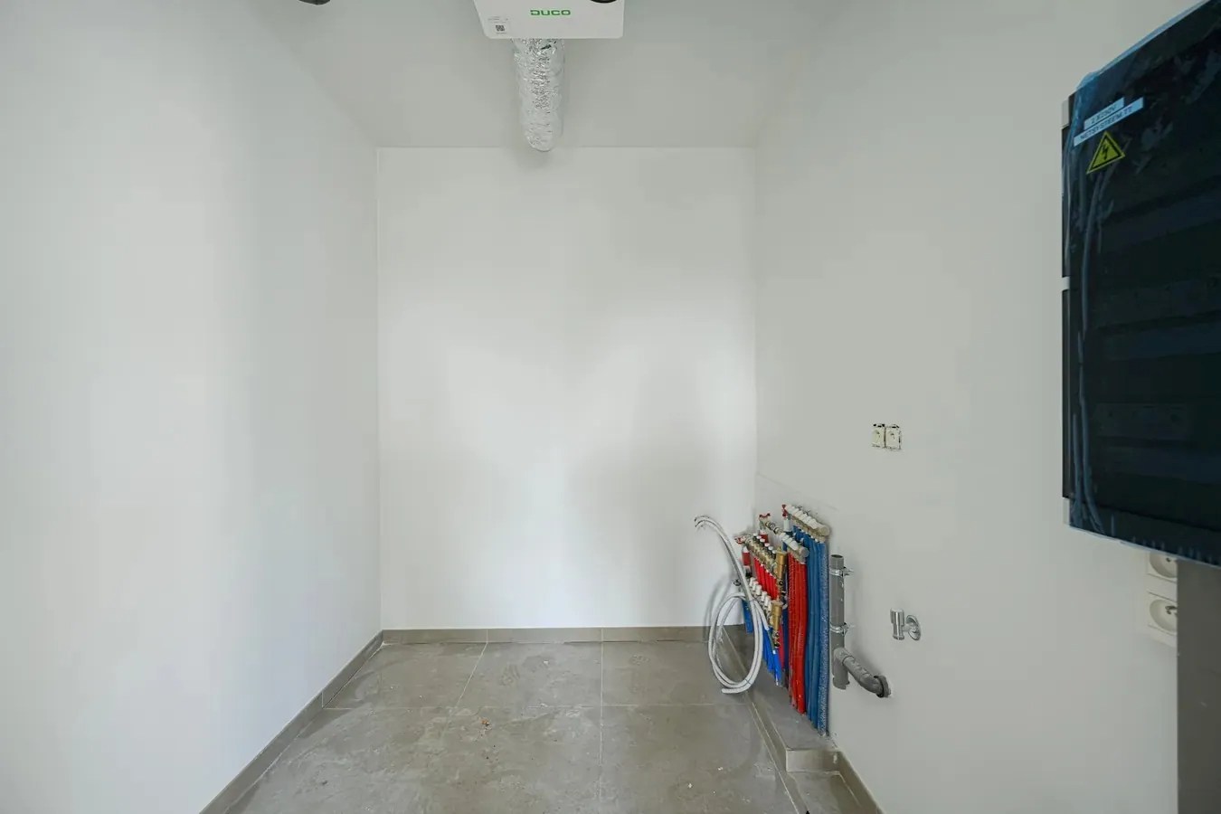 Gelijkvloers appartement met 2 slaapkamers, terras, staanplaats en kelderberging - foto 5