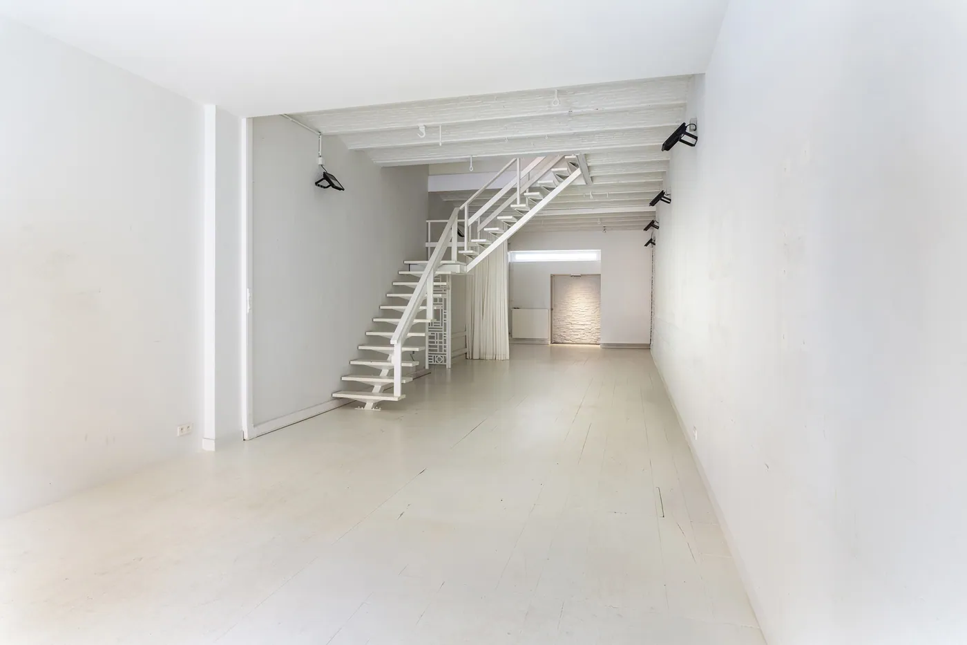 Unieke handelsruimte op toplocatie! - foto 3