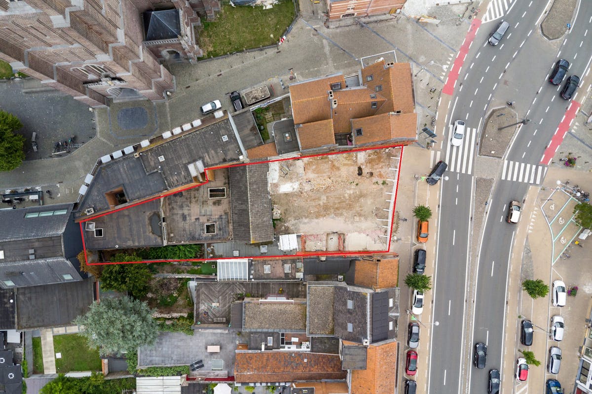 Projectgrond te koop aan de Markt van Eeklo! - foto 4