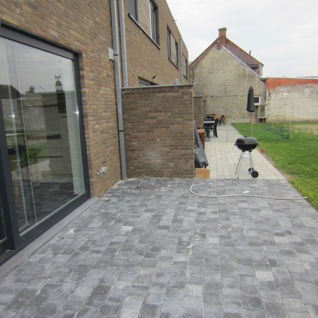 Mooie woning in rustige buurt met tuin en carport - foto 5