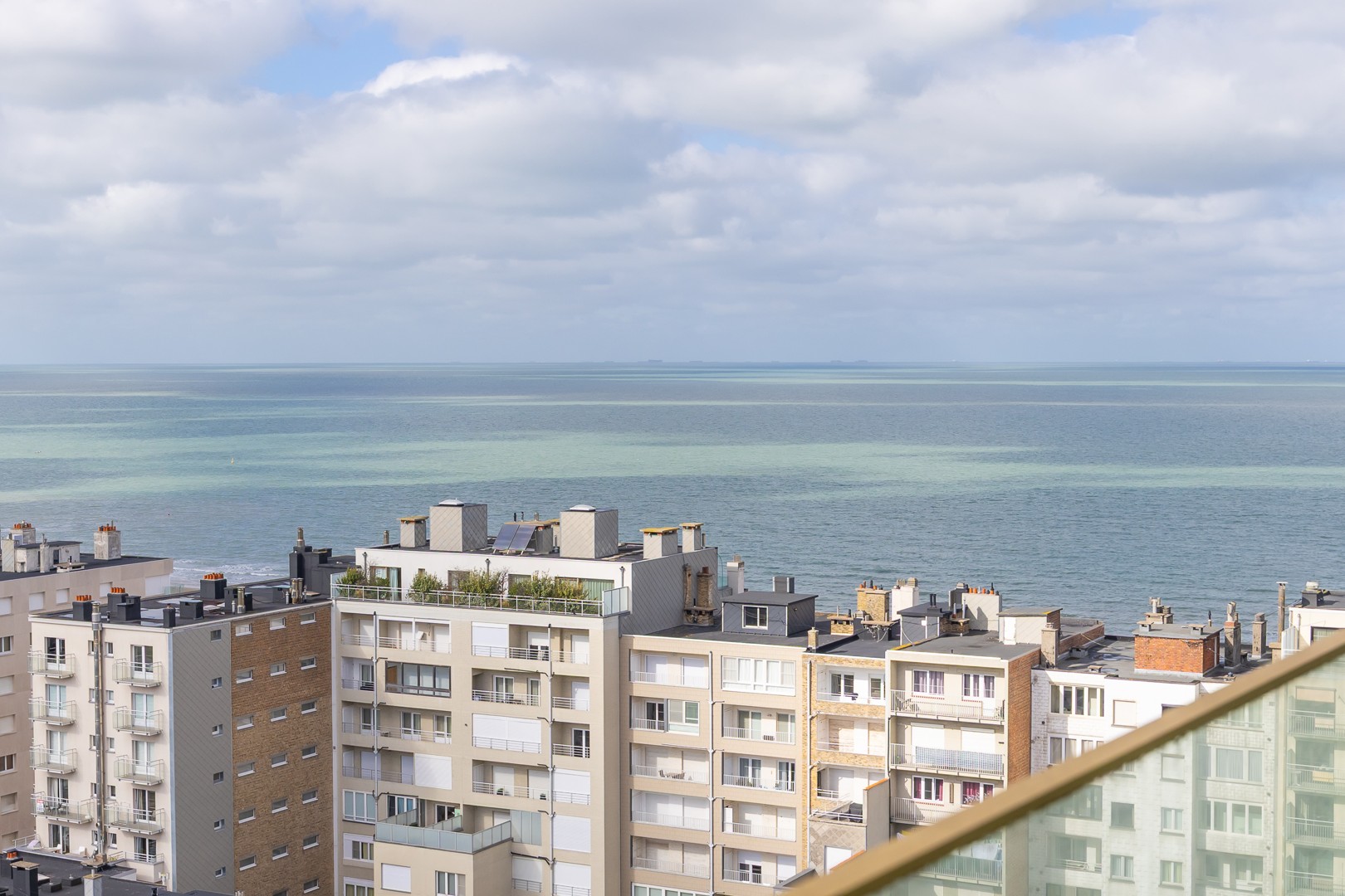 Appartement te koop in Oostende met 3 slaapkamers - foto 3
