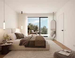 <p>Voor meer info of een bezoek, bel 054 69 39 39 - Vergund bouwproject voor <strong>vier rijwoningen</strong> met <strong>zes parkeerplaatsen</strong> en zicht op de Dender. Een absolute topinvestering die onmiddellijk kan worden opgestart. Na de afbraak van de bestaande structuren (15 woongelegenheden in appartement- en studiovorm) kan op deze gunstig gelegen site, vlak bij het centrum van Geraardsbergen, dit mooie project worden gerealiseerd. De vier woningen beschikken over een centrale autodoorgang, waarbij voor elke woning een <strong>eigen parkeerplaats</strong> op het terrein voorzien is. De verkoop bestaat uit <strong>de grond</strong> met <strong>de bestaande gebouwen</strong> voor <strong>€175.000 en de vergunningskost van €40.000</strong>. Na aankoop kan u meteen van start gaan. Bent u op zoek naar een rendabele en toekomstgerichte opportuniteit? Dan is dit project zeker iets voor u. De bouwplannen zijn beschikbaar op www.topo-immo.be.</p>