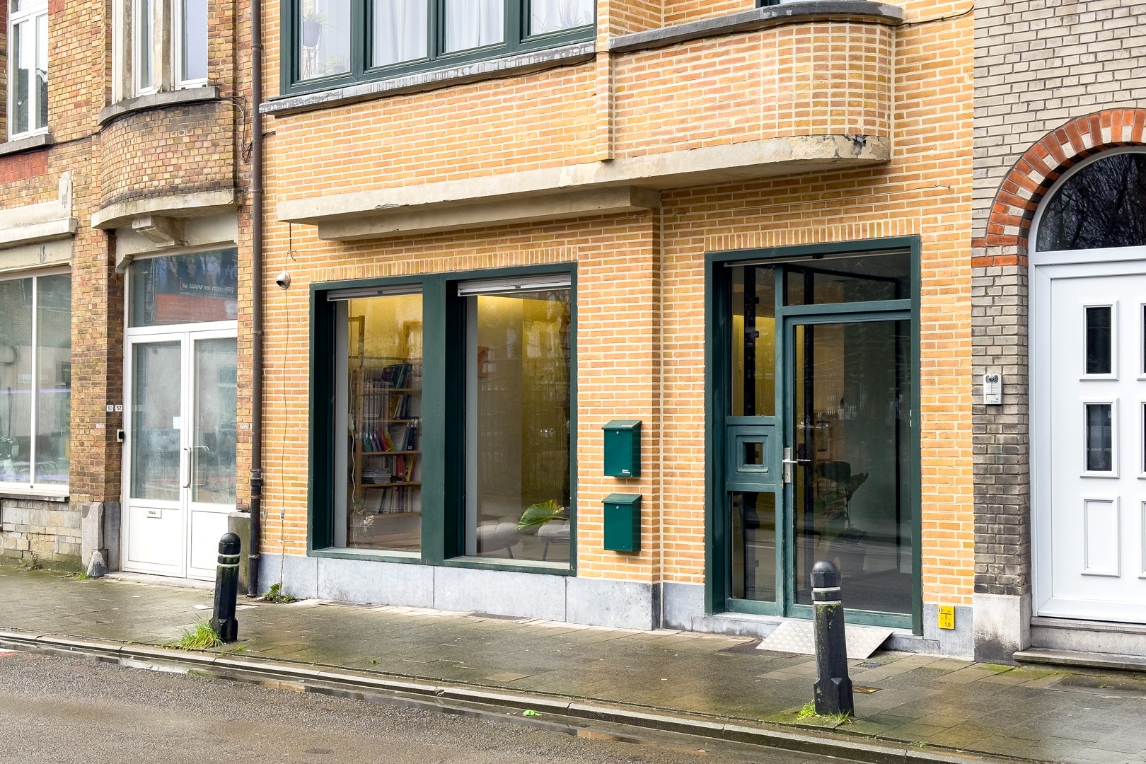 Gunstig gelegen kantoorruimte aan de rand van Gent. - foto 2