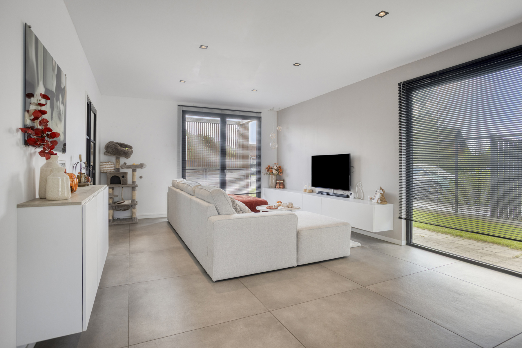 Volledig instapklare moderne halfopen woning in rustige wijk - foto 5