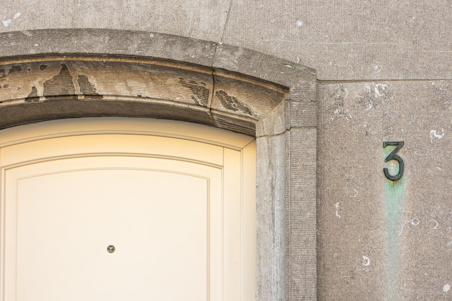 Charmante gezinswoning met 4 -slk en garage - photo 4