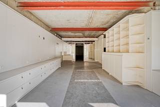 📍Bent u op zoek naar een veelzijdig pand met ruimte, potentieel én een gunstige ligging? Dan is deze eigendom nabij het centrum van Desselgem...